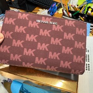Michael Kors Men's Wallet in Pink and Brown